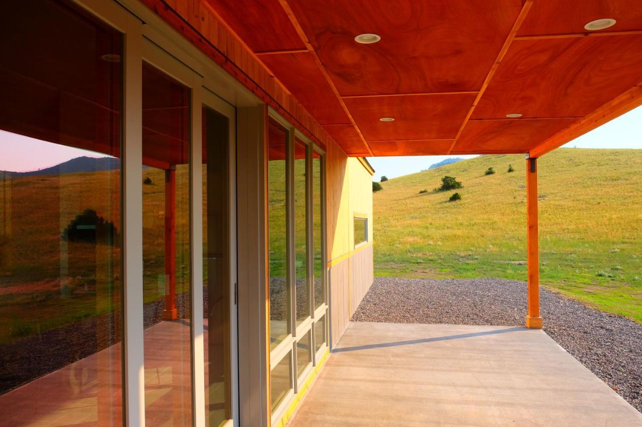 Erik'S Ranch Villa Hoffman Exterior photo