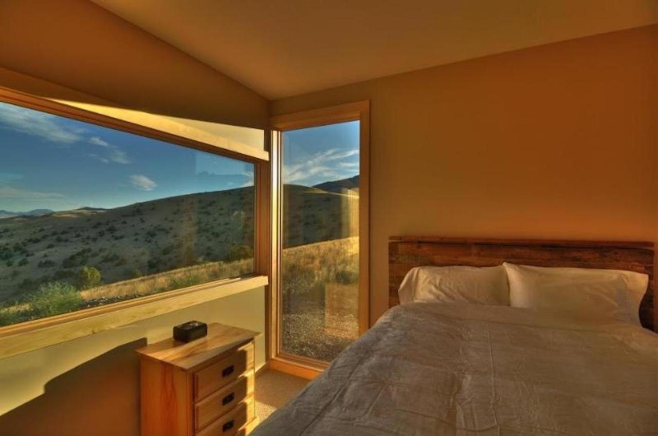 Erik'S Ranch Villa Hoffman Exterior photo
